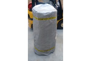 How much does a swimming pool cover weigh?